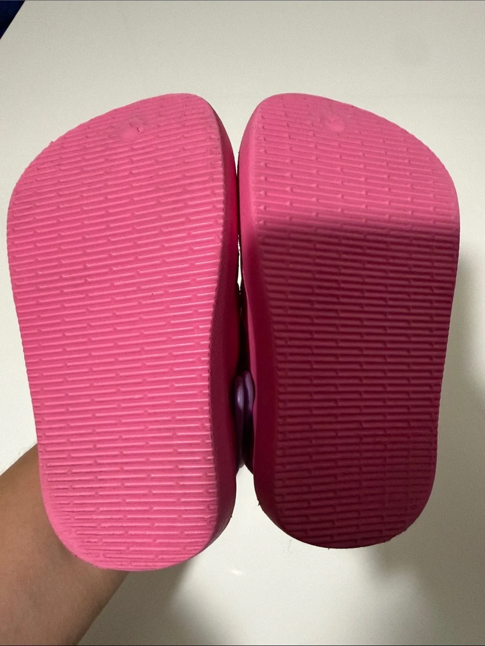 Havaianas Bright Pink Kids Sandals with Lavender Heel Straps Sz 9C